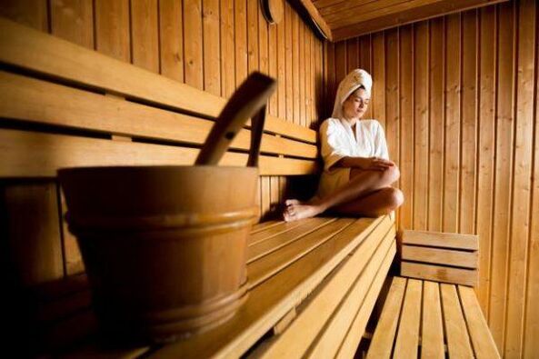 A visit to public baths to reduce body weight
